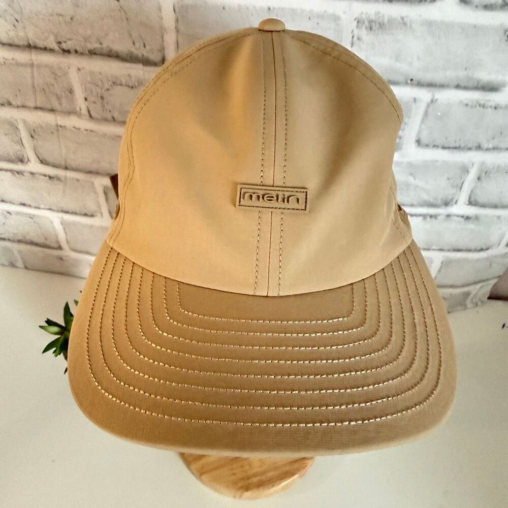 Melin Legend Hydro Hat Khaki Size Classic